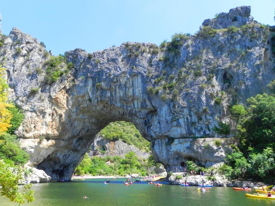 Gite Mon Paradis Vallon-Pont-dʼArc Exterior foto